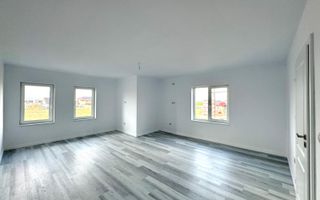 Duplex 4 camere -140.000€ pozitie excelenta |Săcălaz| - Poză 10