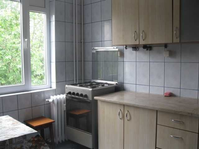 De vanzare apartament de 2 camere langa metrou 1 Decembrie, pret negociabil - Poză 3