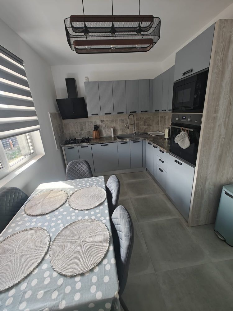 Duplex modern, complet mobilat și utilat – Moșnița Nouă - Poză 2