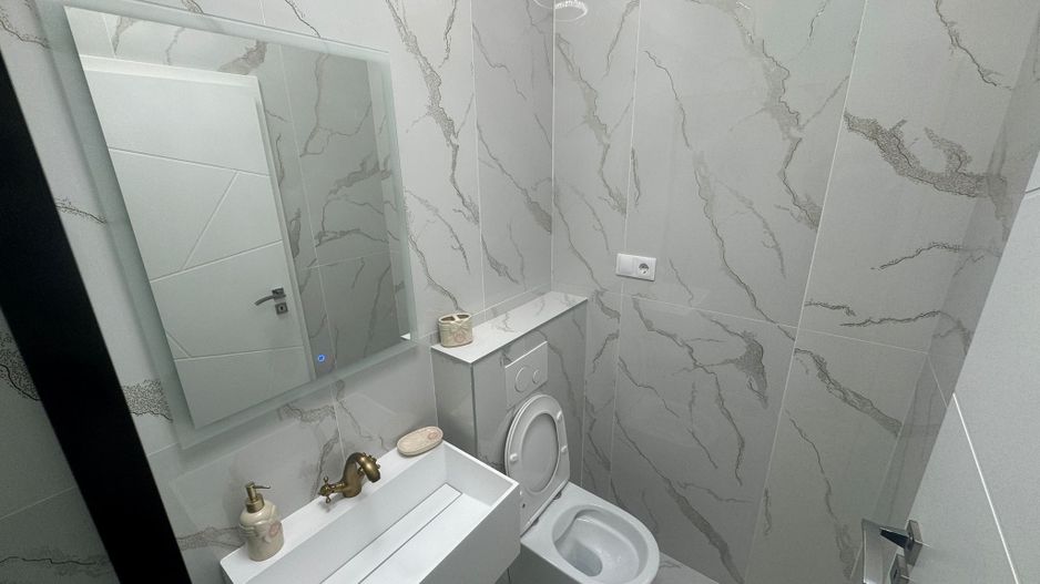 Apartament 3 camere de închiriat – zonă centrală, lângă Mall-ul nou - Poză 23