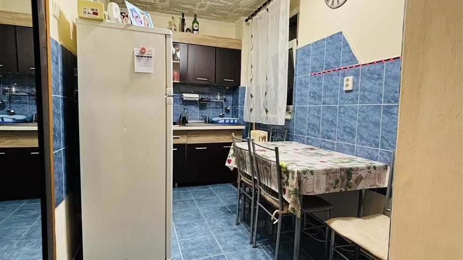 Apartament cu 2 camere decomandat zona Rogerius. - Poză 2