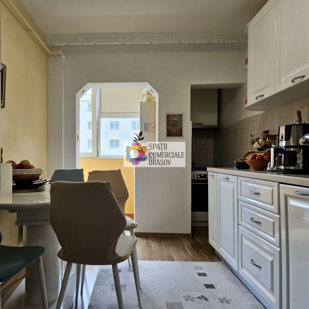 Apartament 4 camere de vânzare Brasov, zona Calea Bucuresti - Judetean, 100 mp - Poză 6
