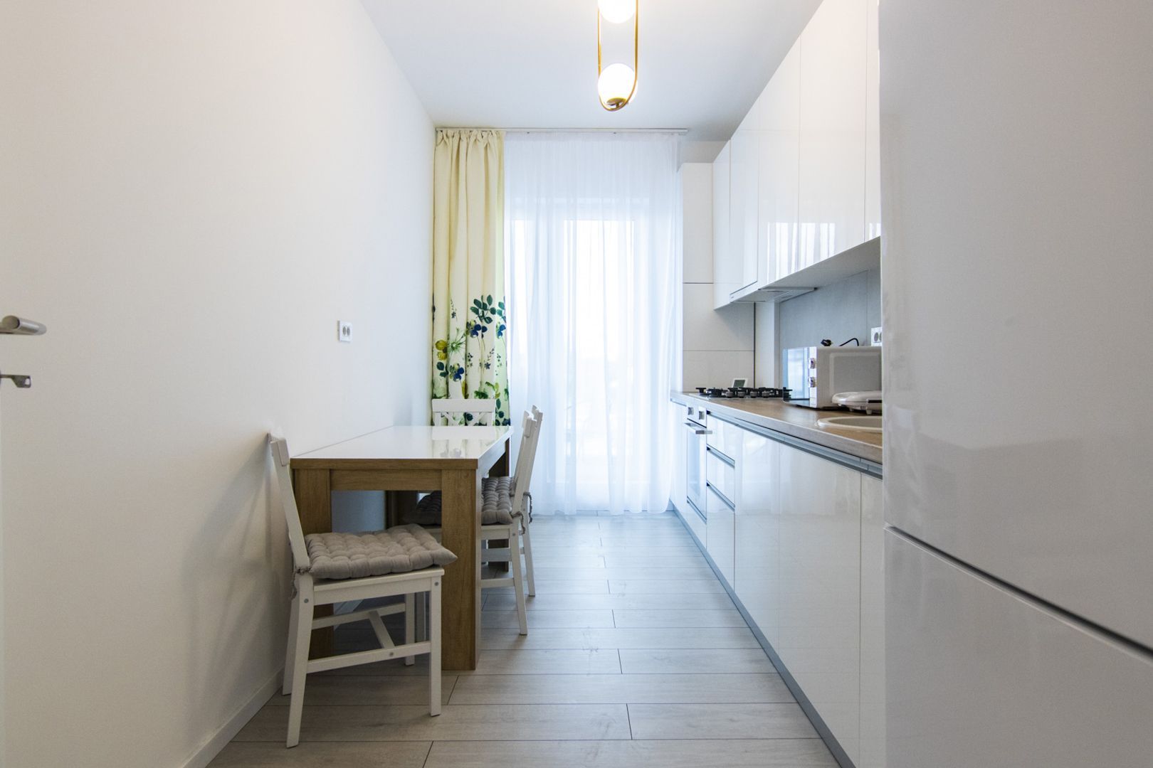 PRIMA INCHIRIERE, 2 camere, 57 m,mobilat +utilat, disponibil, METROU V.IALOMITEI - Poză 14