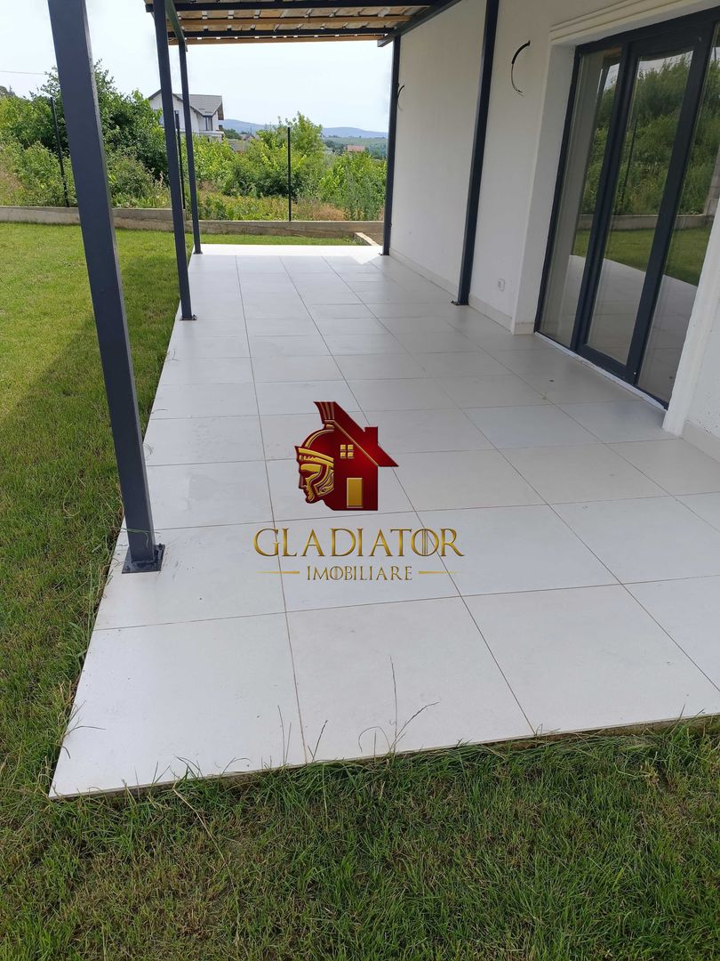 Vila deosebita, 5 camere, 4 dormitoare, 2 bai, Bucium Dealul Craitelor - Poză 5