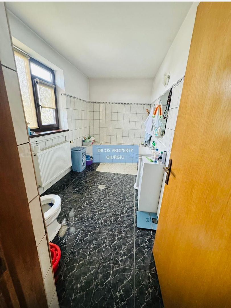 De vânzare – casă situată pe strada Nicolae Iorga - Poză 16