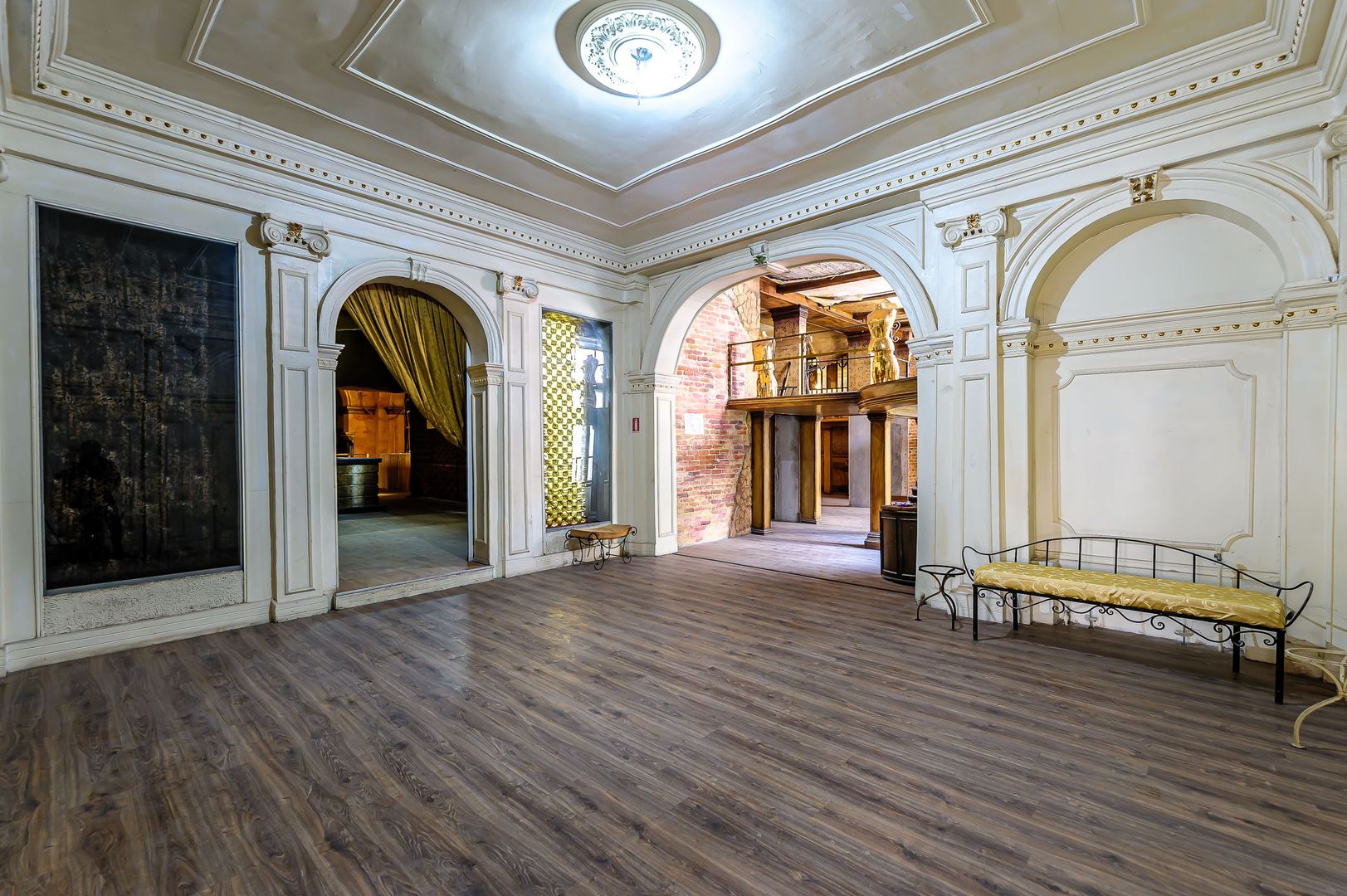 Imobil unic  Ultracentral, Băile Simay - Poză 1