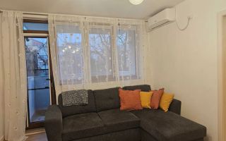 Închiriere apartament 3 camere mobilat, etaj 2, zonă liniștită - Poză 1