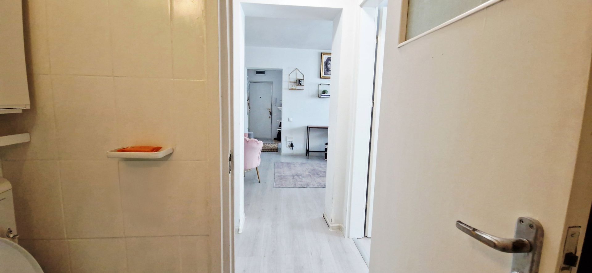 2 camere modern | Metrou Favorit - Poză 13