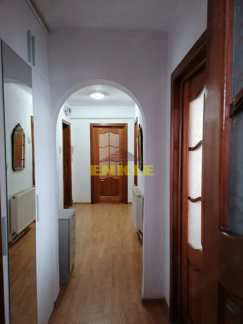 Apartament 2 camere decomandat –  Liceul Mihai Eminescu - Poză 9