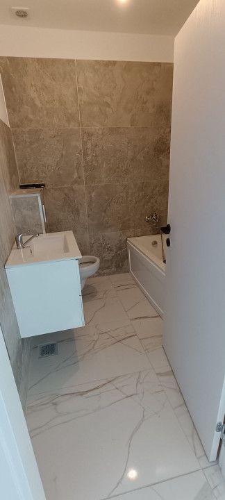 Casa Parter !4 dorm.+2 bai+2 parcari+teren liber 167mp! Calitate la su - Poză 8