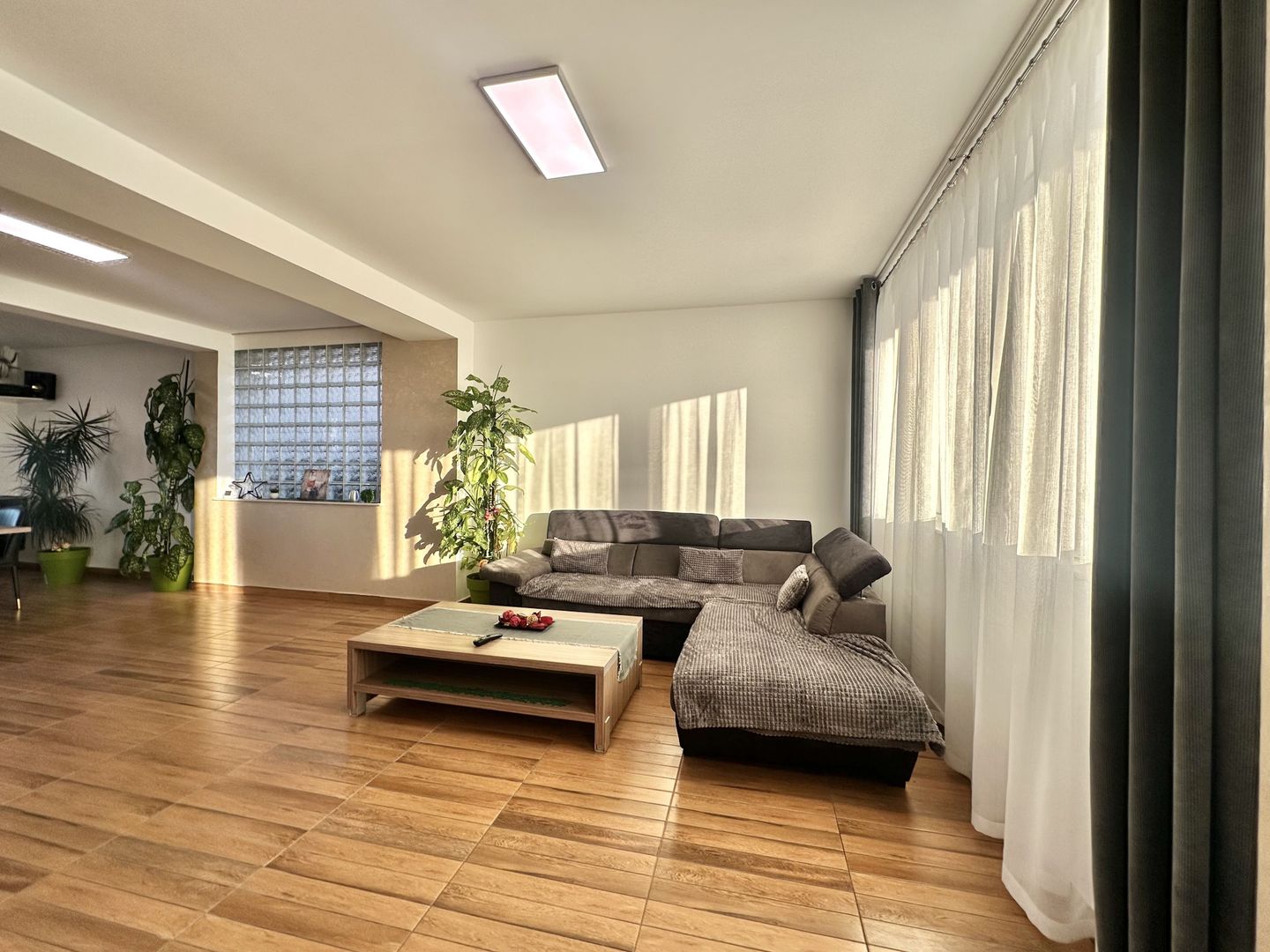 Casă tip duplex de inchiriat, Bartolomeu - Poză 4