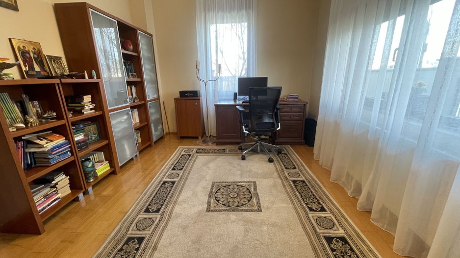 Casa eleganta si luminoasa,situata in zona de case -Mehala - Poză 12