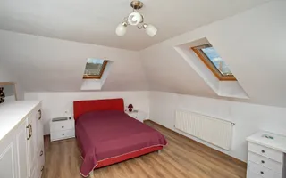 Vilă P+M, Clujului, 190 mp, teren 520 mp, singur în curte. 225 000 E - Poză 21