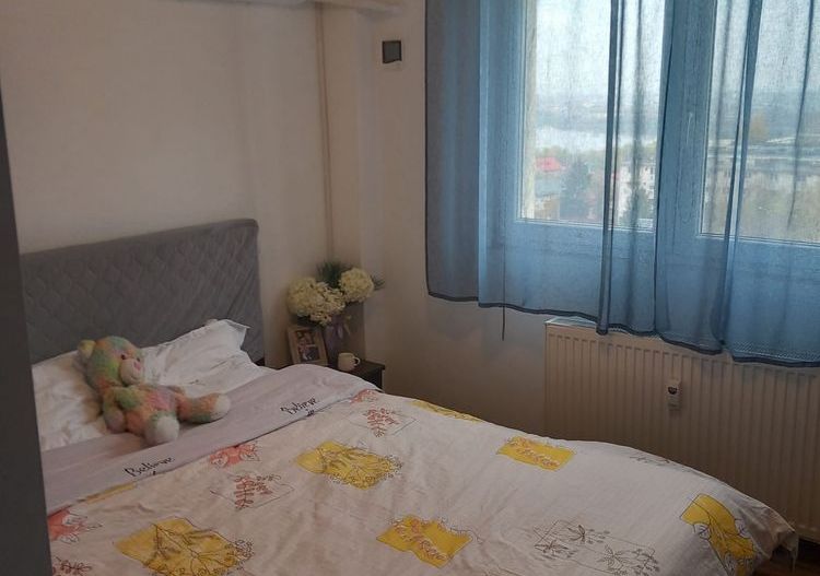 Apartament de vanzare cu vedere la lac - Poză 3