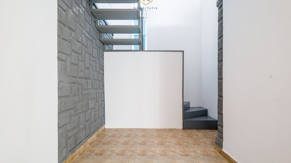 Inchiriat - Spatiu birouri 135 mp | Curte privata, 6 locuri parcare - Poză 6