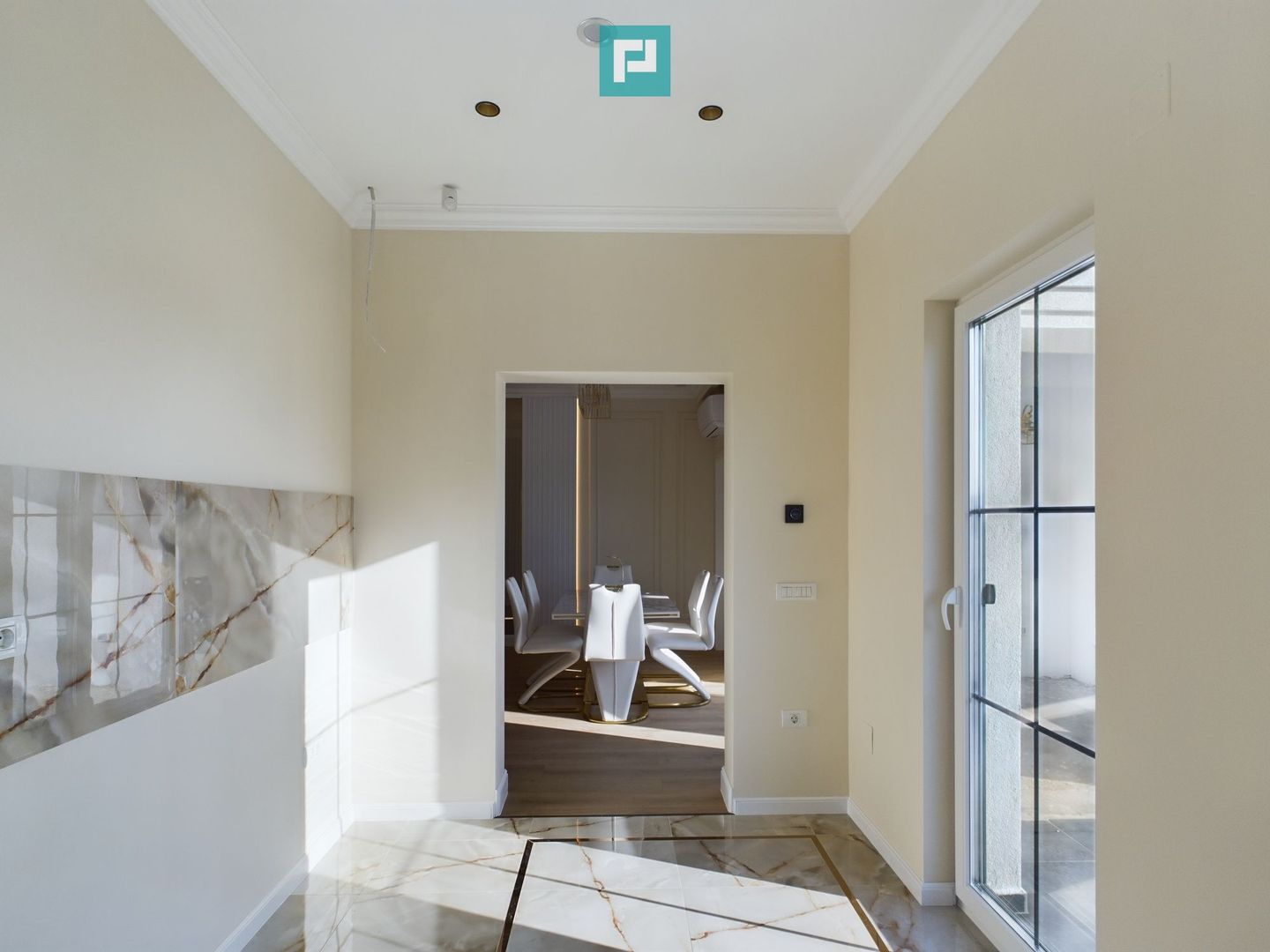 Locuință modernă cu curte spațioasă în Dumbrăvița – perfectă pentru familia ta! - Poză 9