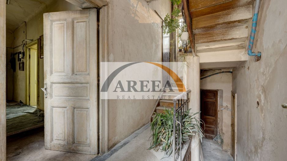 Ultracentral - zona Polona - 3 camere cu dependinte si GARAJ propriu - Poză 8