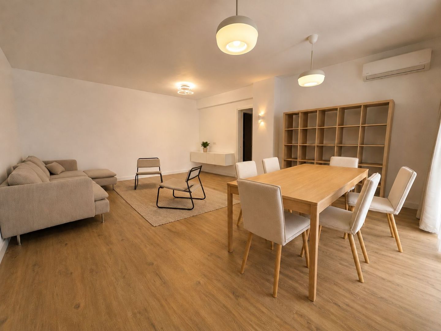 Apartament 4 camere de închiriat Armenească – Universitate NOU - Poză 1