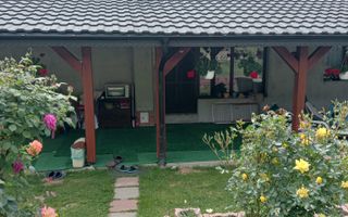 De vânzare casă în localitatea Cerghid - Poză 2