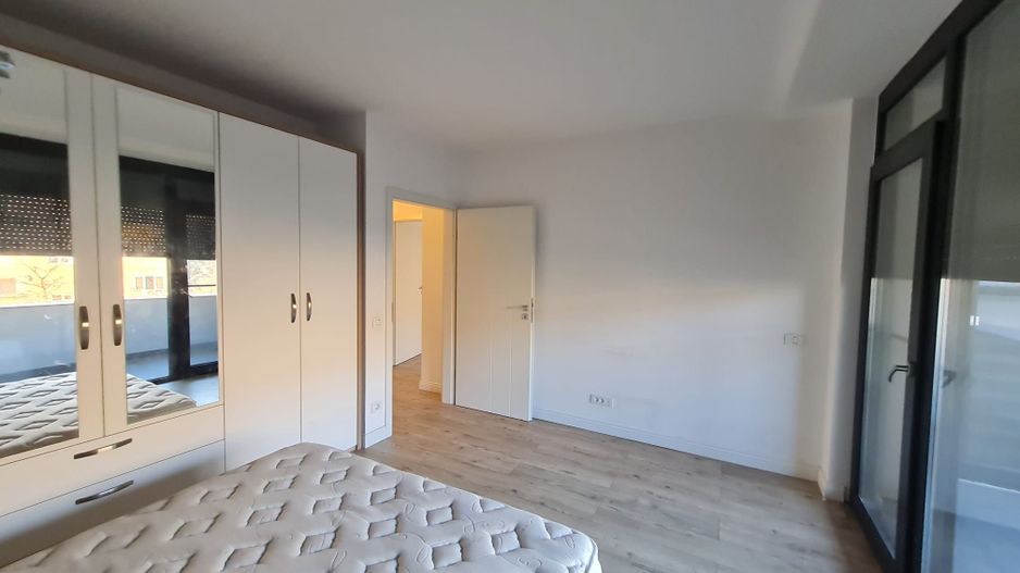 Apartament generos 4 camere zona Elisabetin - Poză 12