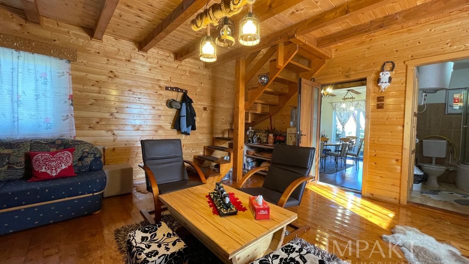 Vanzare cabana 5 camere, Marisel! - Poză 8