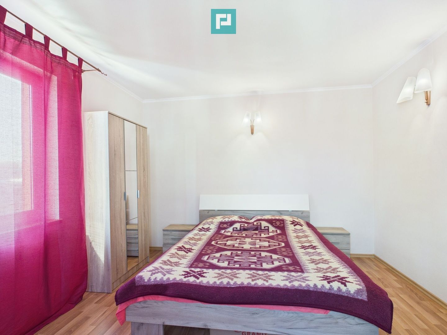 Vilă cu 7 camere, zona Aradului - Poză 16