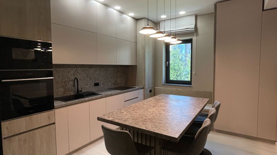 Vilă modernă de închiriat în Băneasa-Sisești – ideală pentru familii - Poză 8