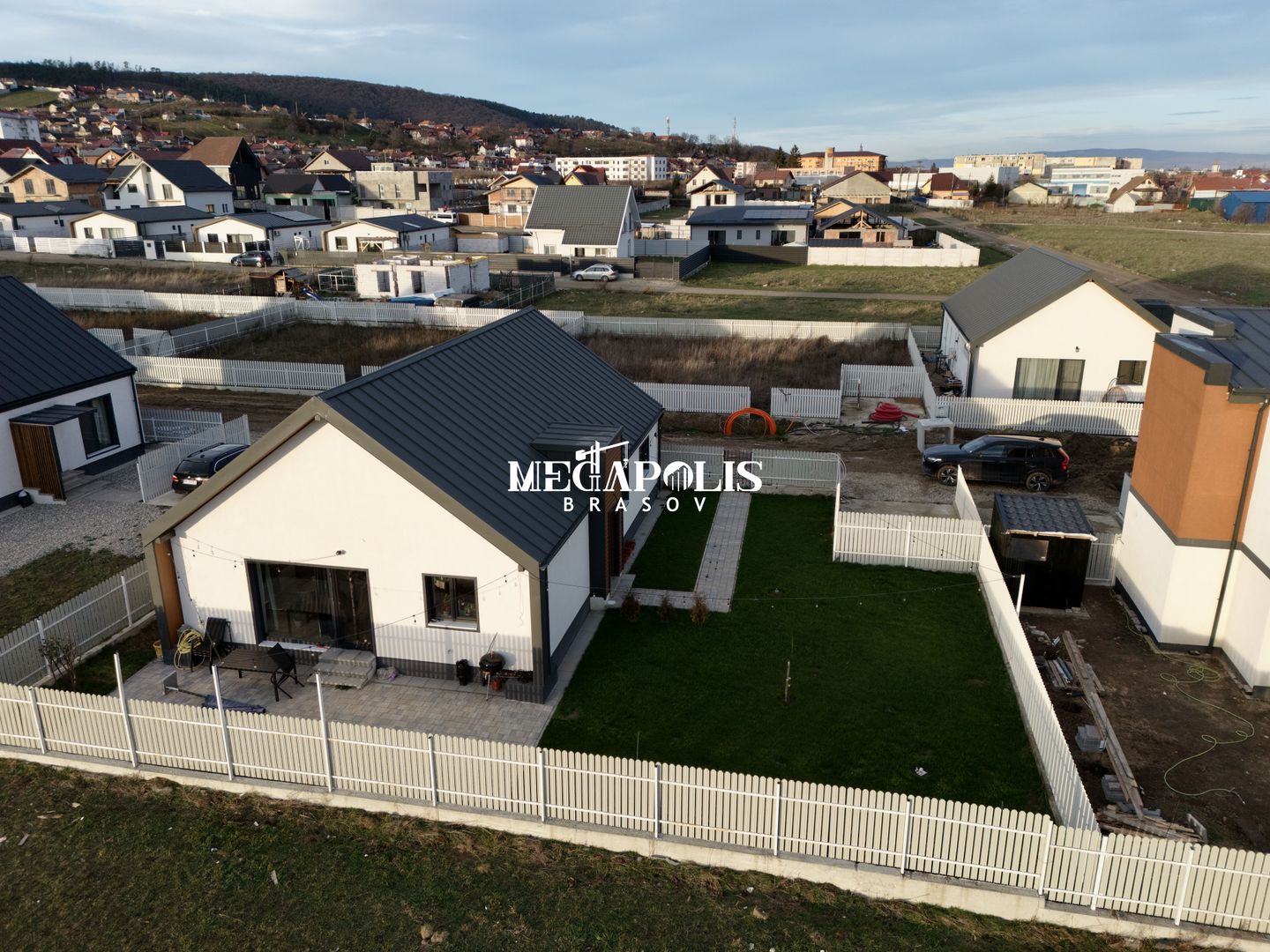 Casă 3 camere / Codlea / Credit / 80mp - Poză 3