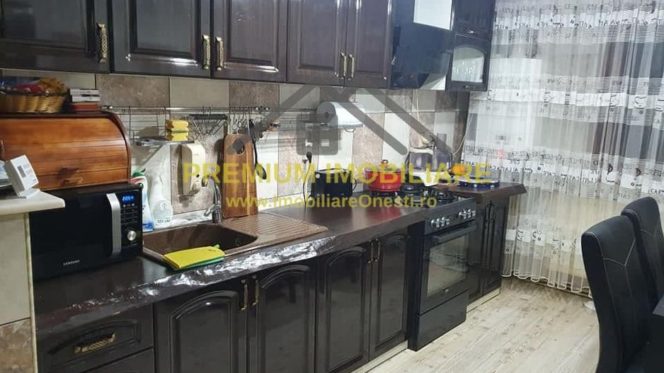 Apartament 3 Camere Decomandat - Zona de sus - Poză 3