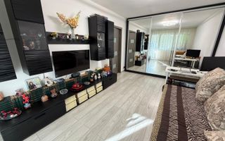 Apartament cu 2 camere / 54 mp/ zona centrala Podu Ros - Poză 2