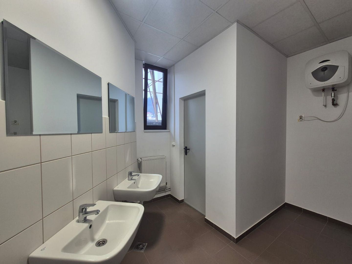 Spatiu birouri - Poză 6