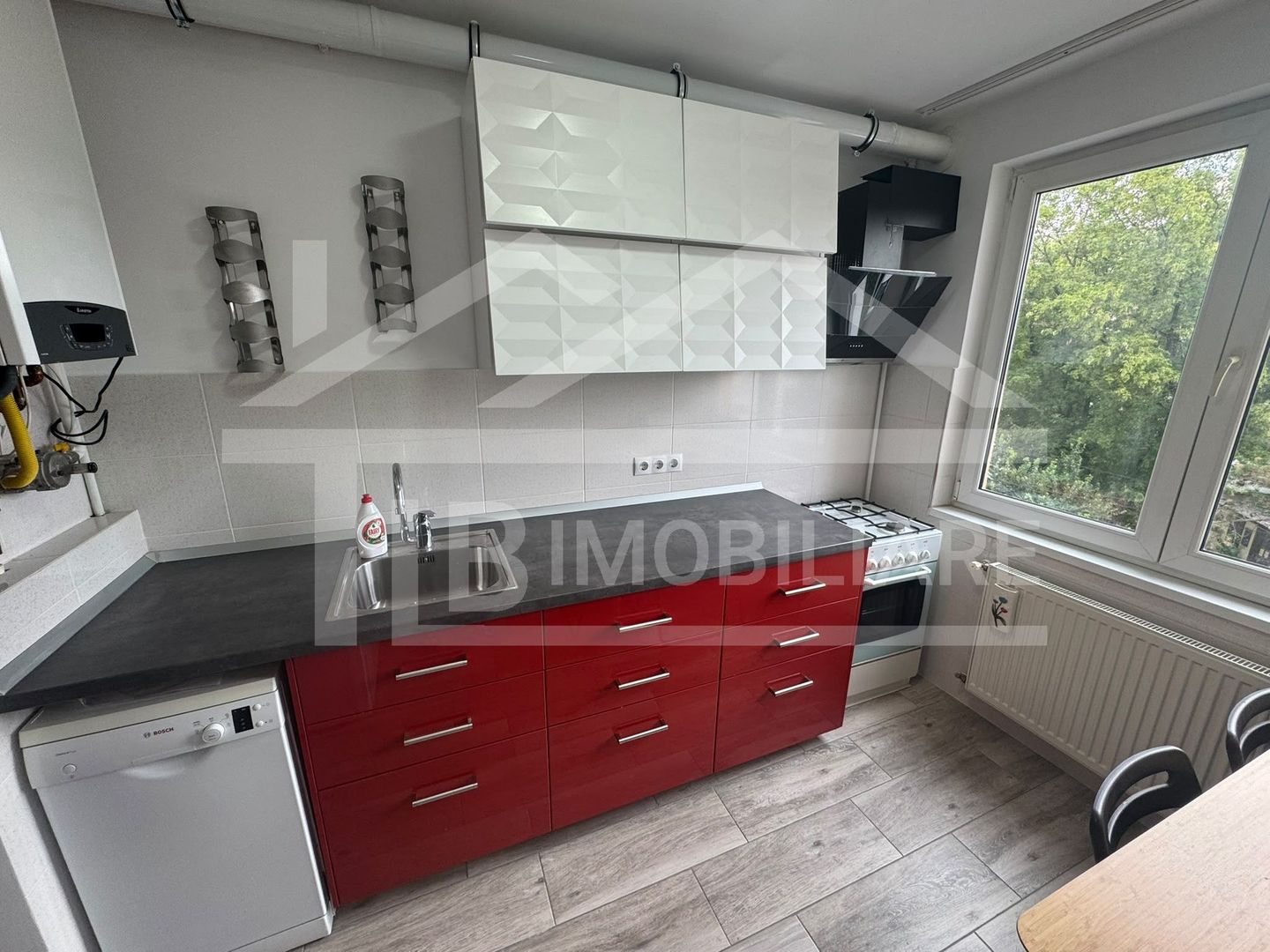 Apartament cu 3 camere, 70 mp, Zona Aleea Carpati - Poză 9