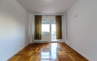 Apartament cu 3 camere în Vlaicu - Poză 6