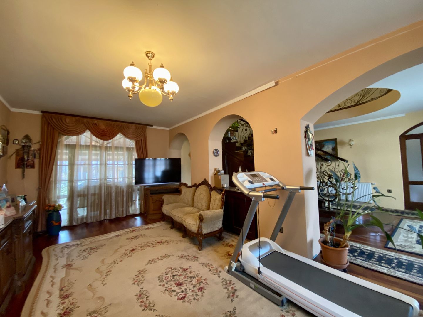 Casă cu teren generos de vânzare în Bod, la 10 minute de Brașov | 1.103 mp teren - Poză 7