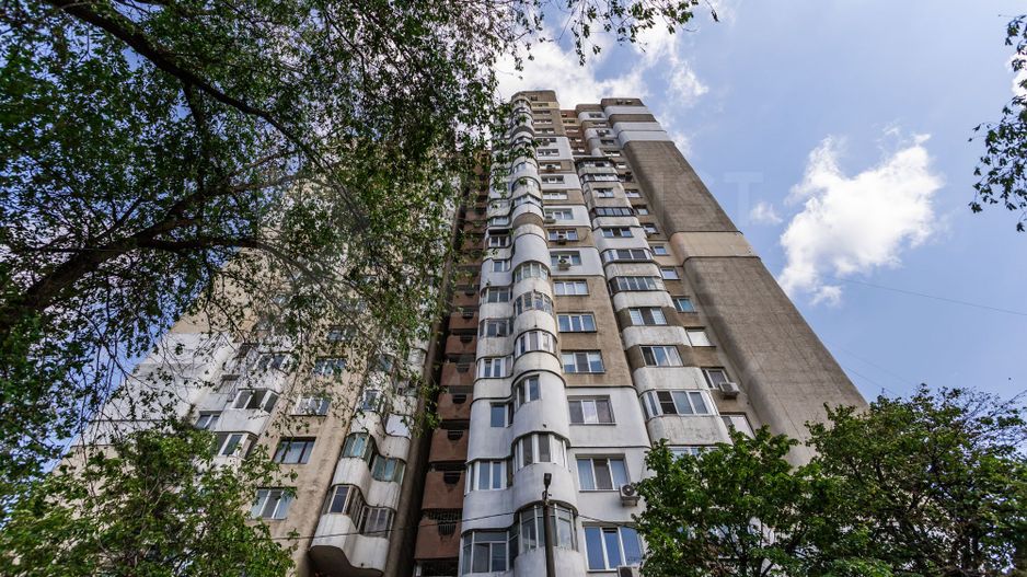 Vânzare, apartament, 3 camere, str. Romană, Centru - Poză 1