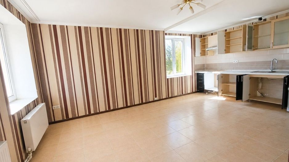 Casă în Doroțcaia – 140 m² | 13,71 ari | 6 camere + living - Poză 17