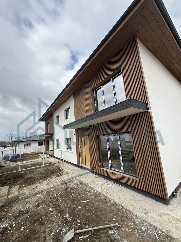 Vand casa tip duplex Hlincea - Poză 5