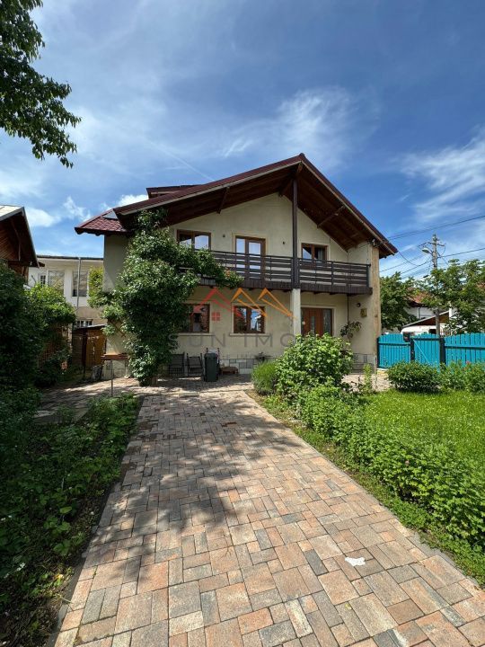 Casa Moderna P+E+M, ultracentral, 5 camere, Campina, Prahova - Poză 1