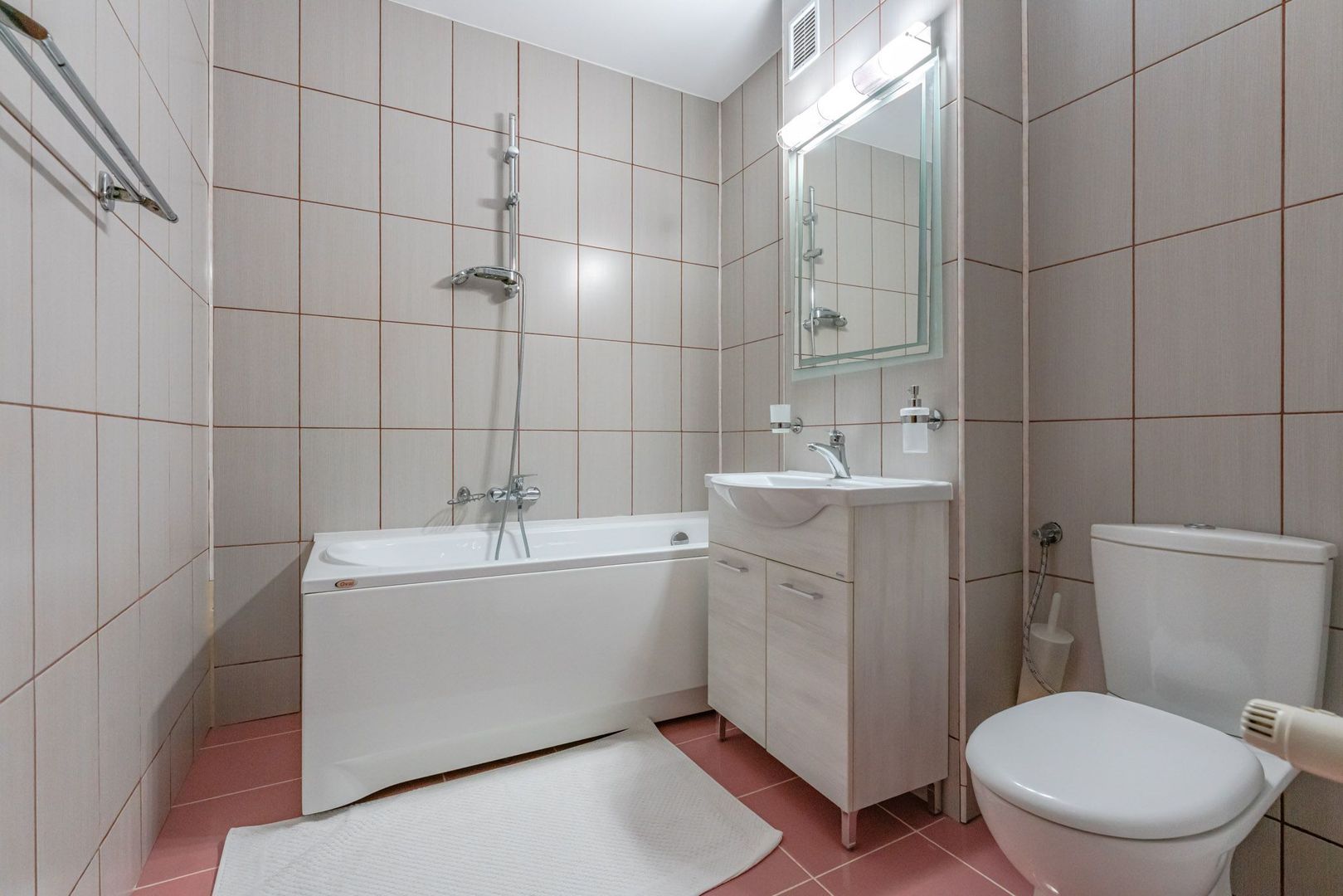 Apartament 2 Camere Răcădău | 75 mp | 2 Băi | Beci Subsol | Etaj 2/4 - Poză 8