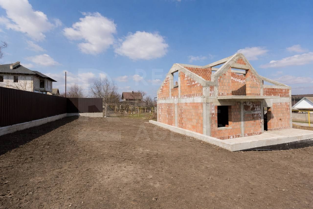 Vânzare, casă, 2 nivele, 5 camere, sat. Milești Mici, Ialoveni - Poză 1