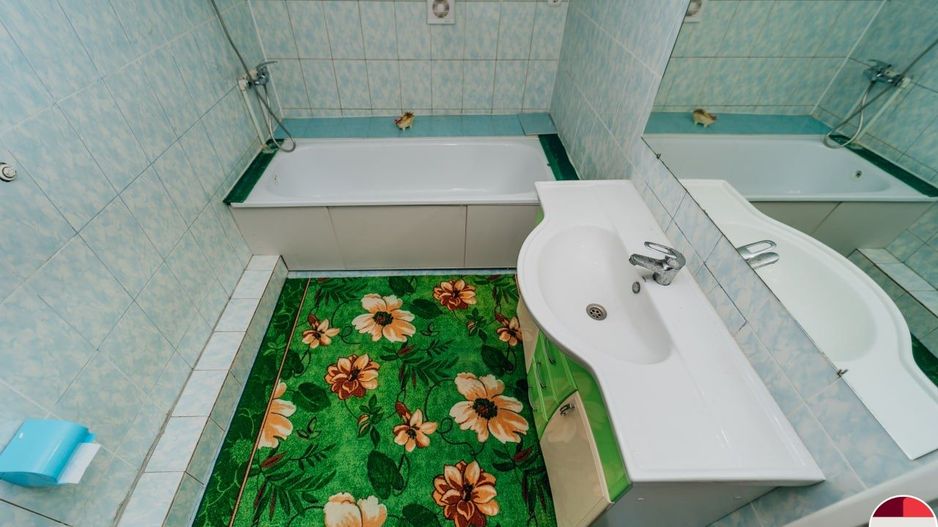 Casă de vânzare, Obileni, Hîncești ,185 m² ,16 ari, 2 garaje - Poză 20