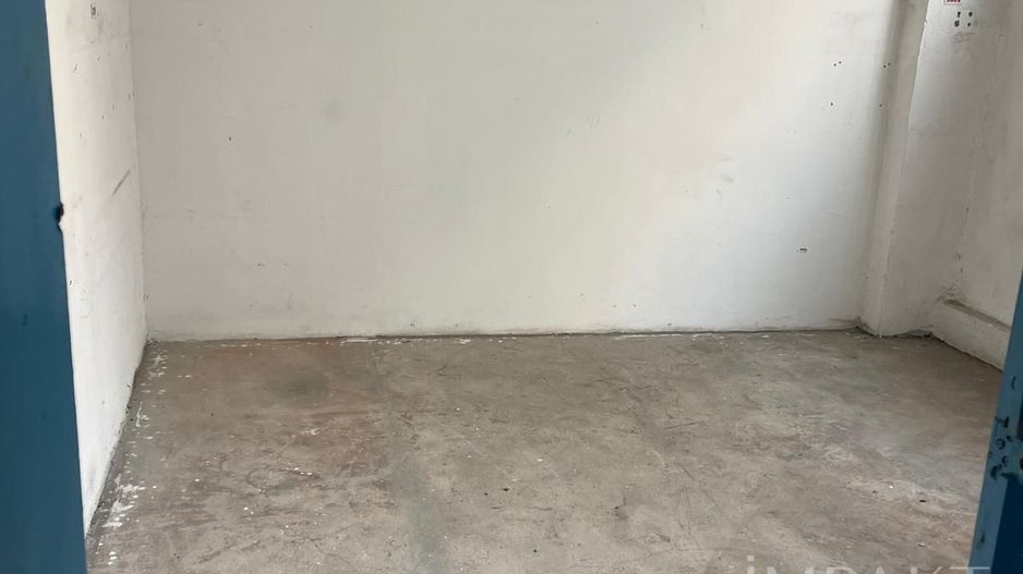 Hala de 250 mp la inchiriat open-space zona Piata 1 Mai - Poză 15