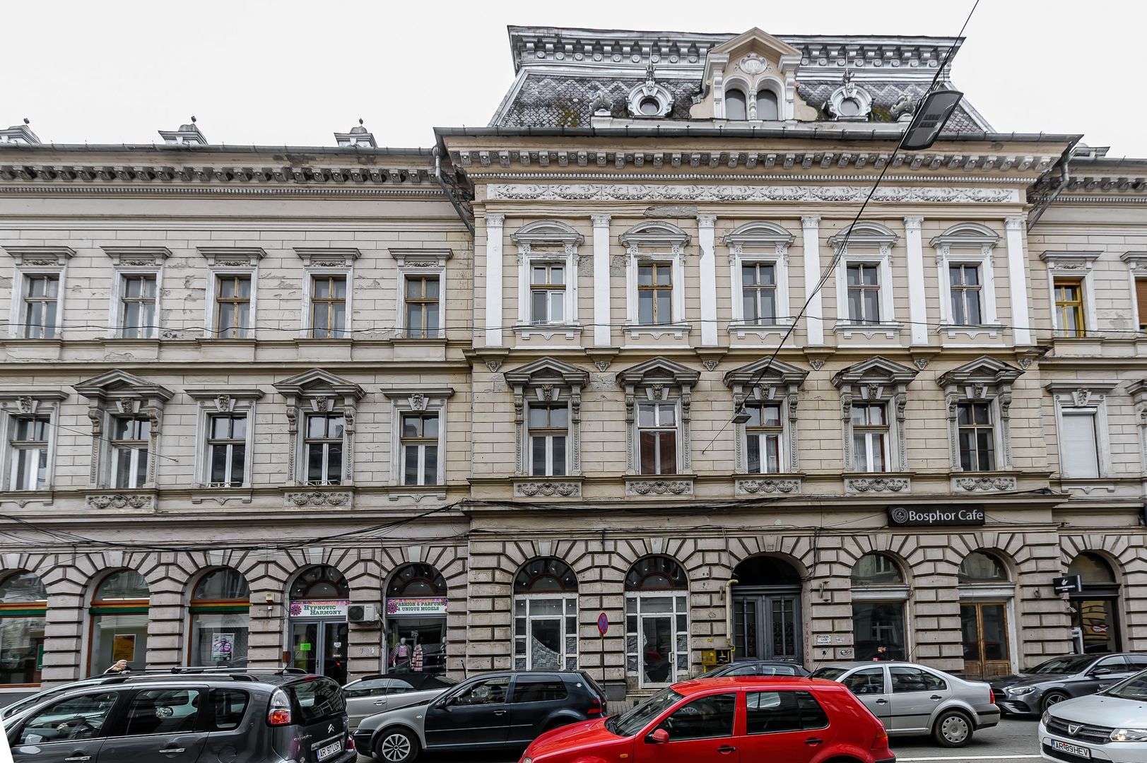 Apartament contemporan în Palatul Neumann, Arad. - Poză 10