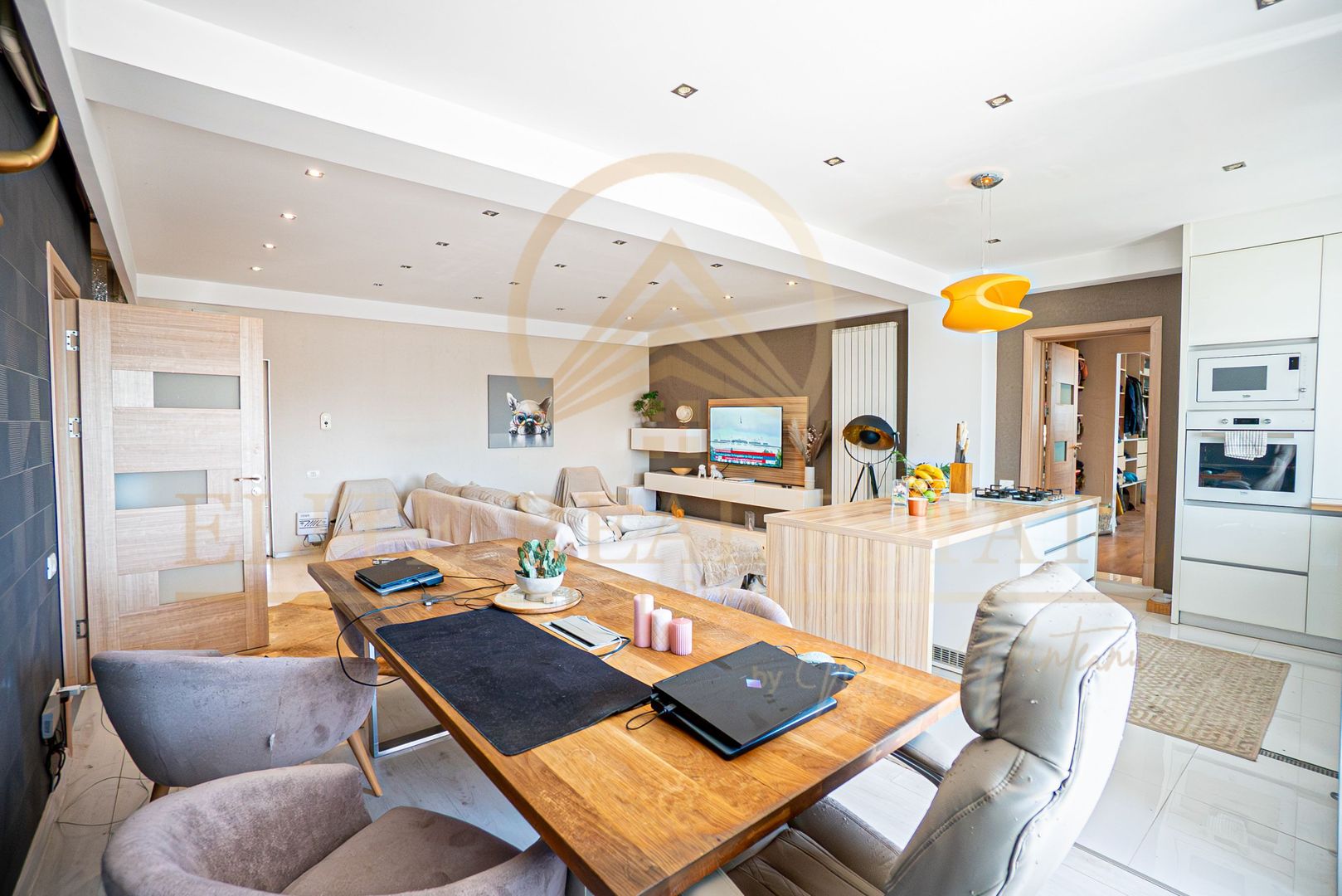 Apartament 3 camere Palazu Mare – 121 mp cu vedere la lac si parcare - Poză 5