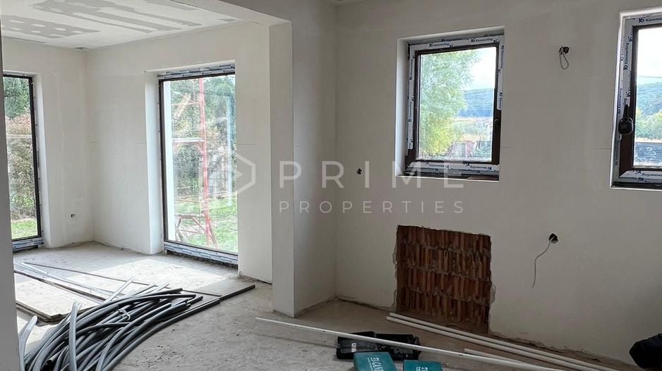 Casă nouă tip duplex izolat fonic în Livezeni - Poză 9