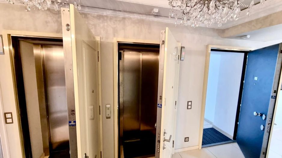 PENTHOUSE CU VEDERE PANORAMICA 258mp|| TERASE 215 MP || 3 LOCURI DE PARCARE - Poză 37