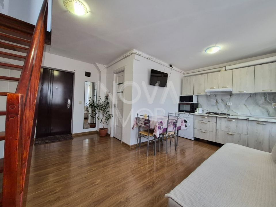 Apartament tip mansarda - Semaforului - Poză 4