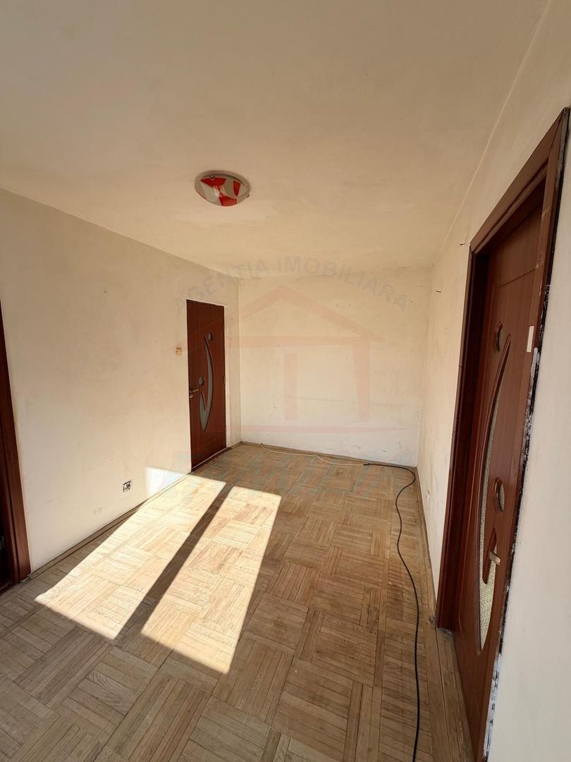 APARTAMENT CU 2 CAMERE DE VÂNZARE | MICRO 40 | ETAJ 4| PRET 41.900 EUR - Poză 13