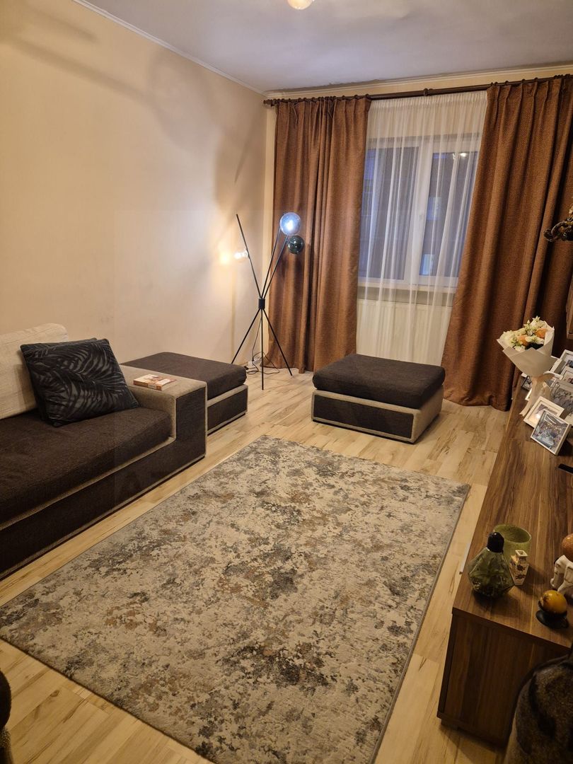 Apartament 3 camere 2 dormitoare pivnita in Vasile Aaron - Poză 9