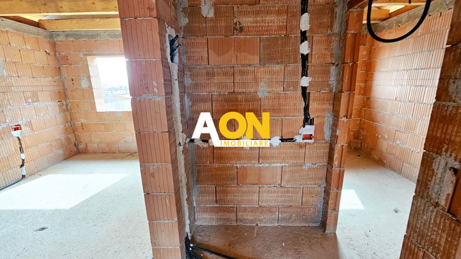 Casa la rosu, 4 camere, 3 bai, 339 mp teren, zona Valea Popii - Poză 16